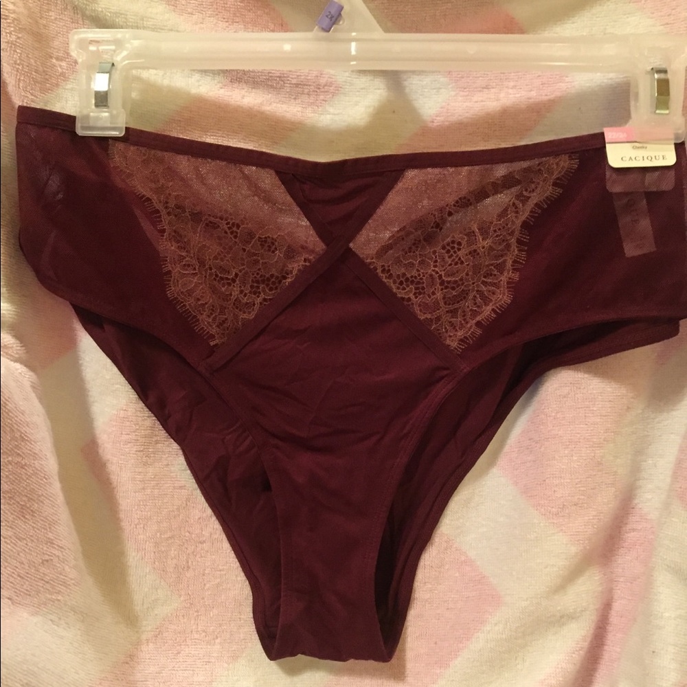 New CACIQUE PANTY 22/24 burgundy, lattice back